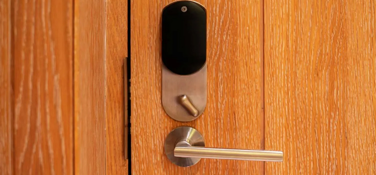 Automatic Locking Door Knob Exhibition