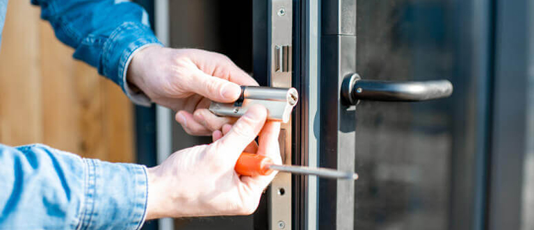 Commercial Locksmith Eastview